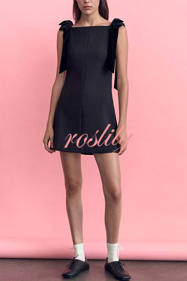 Miss Hepburn Velvet Bow Straps Straight Neckline Loose Mini Dress