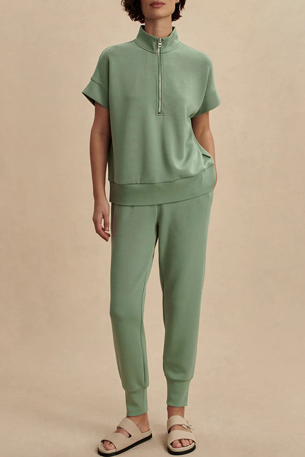 Comfortable and Relaxed Zip-up Short Sleeve Sweatshirt and Elastic Waist Pocket Stretch Pants Set