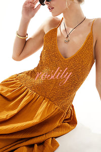 Fashionable V-neck Patchwork Smocked Sleeveless Suspender Midi Dress