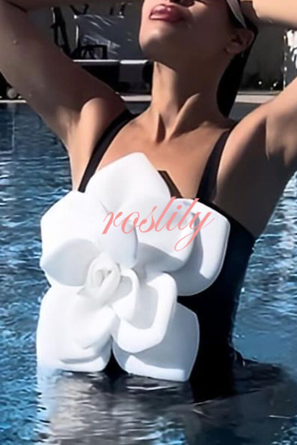 Fashionable Contrast Color Large Flower Stretch One-piece Swimsuit