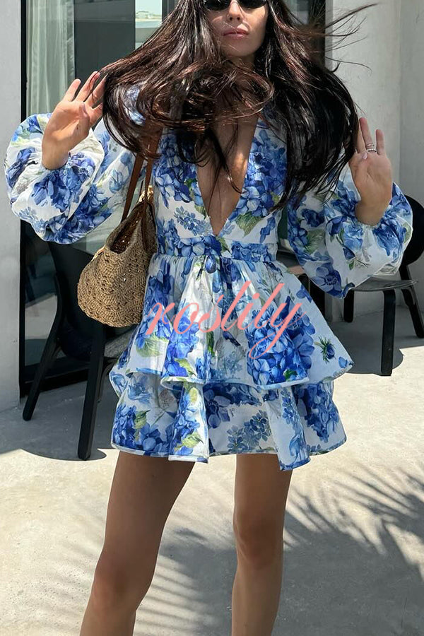 Feminine and Sexy Floral Print Deep V-neck Balloon Sleeve Tiered Mini Dress