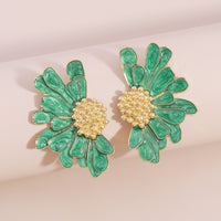 Retro Alloy Floral Pattern Earrings